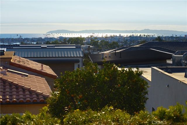 1501 Serenade Terrace, Corona Del Mar, CA 92625