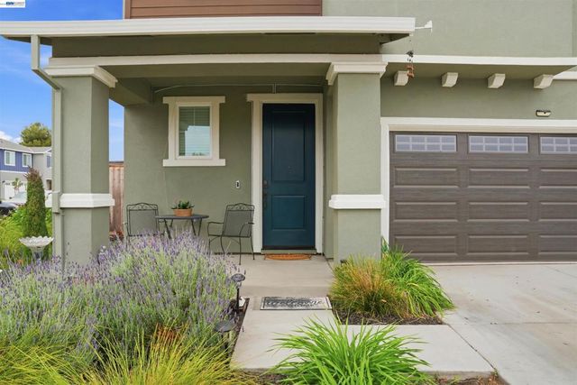 1785 Flaxen Ct, Manteca, CA 95337