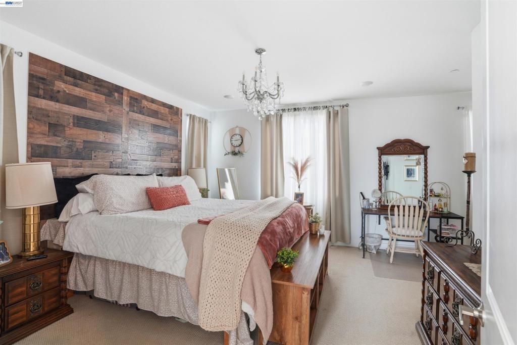 Image 14 of property listing at 1785 Flaxen Ct, Manteca, CA 95337