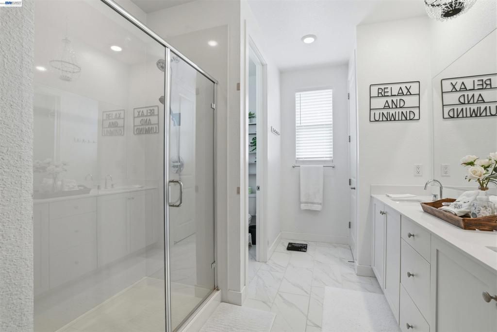 Image 22 of property listing at 1785 Flaxen Ct, Manteca, CA 95337