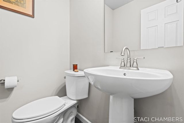 1672 E Ryan Woods Circle, Allegan, MI 49010