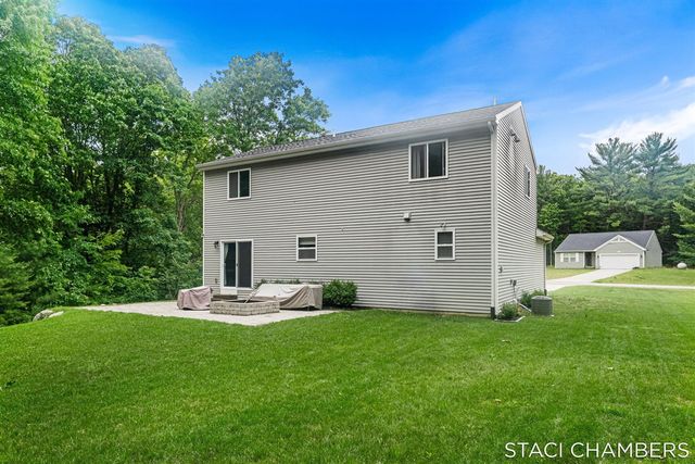 1672 E Ryan Woods Circle, Allegan, MI 49010
