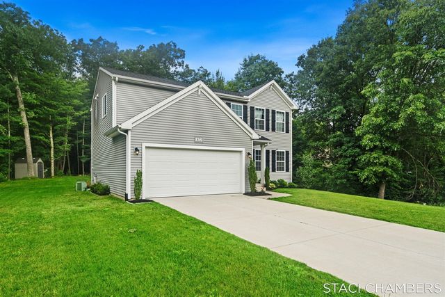 1672 E Ryan Woods Circle, Allegan, MI 49010