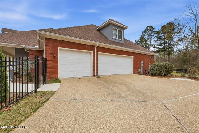 112 Saddle Creek Cove, Canton, MS 39046