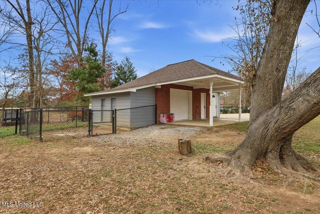 112 Saddle Creek Cove, Canton, MS 39046