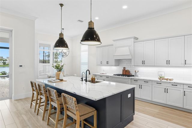 8324 SEA GLASS COURT, Sarasota, FL 34240