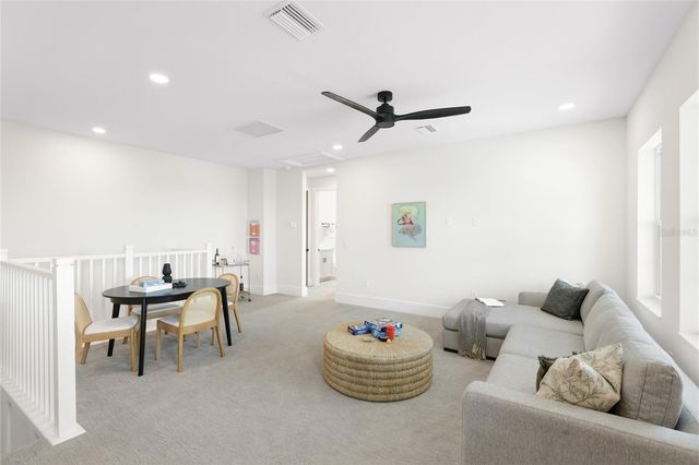 8324 SEA GLASS COURT, Sarasota, FL 34240