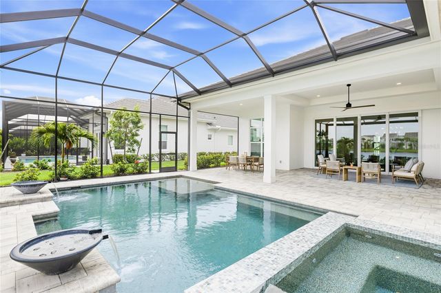 8324 SEA GLASS COURT, Sarasota, FL 34240