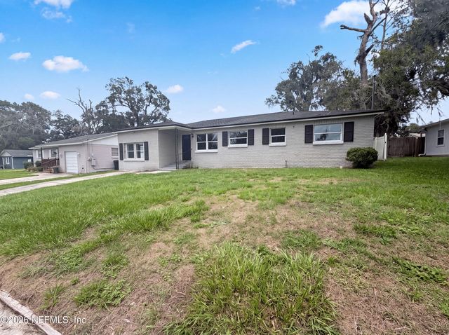 411 CAPRICORN Lane, Orange Park, FL 32073