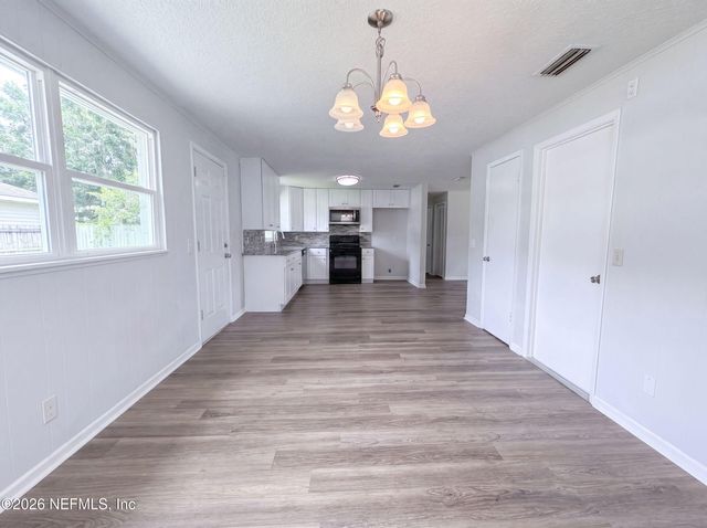 411 CAPRICORN Lane, Orange Park, FL 32073