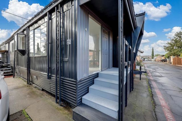 150 S Anza St SPC 69, El Cajon, CA 92020