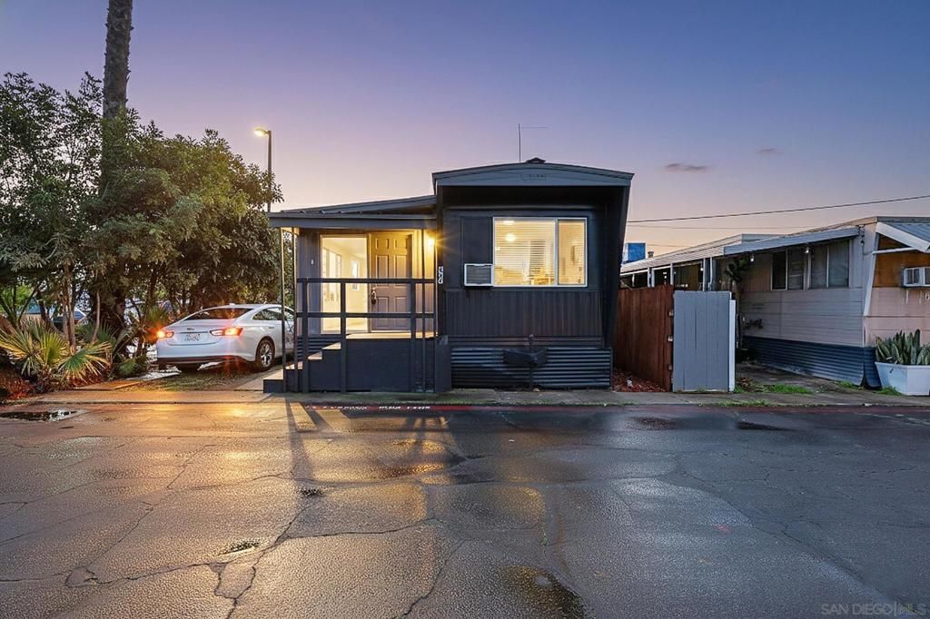 150 S Anza St SPC 69, El Cajon, CA 92020