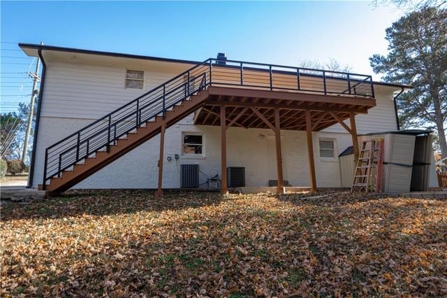 3599 Lower Roswell Road, Marietta, GA 30068