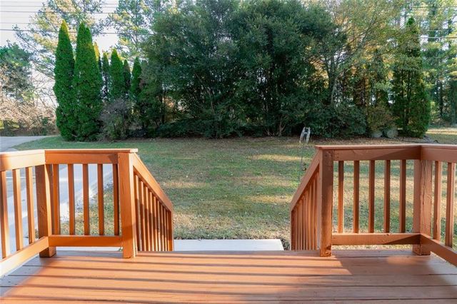 3599 Lower Roswell Road, Marietta, GA 30068