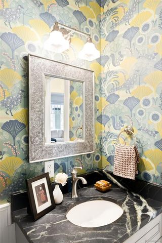 1620 Steele Street, Denver, CO 80206