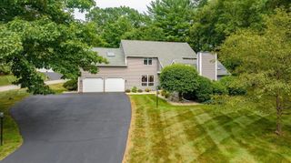 146 Millbrook Dr, East Longmeadow, MA 01028