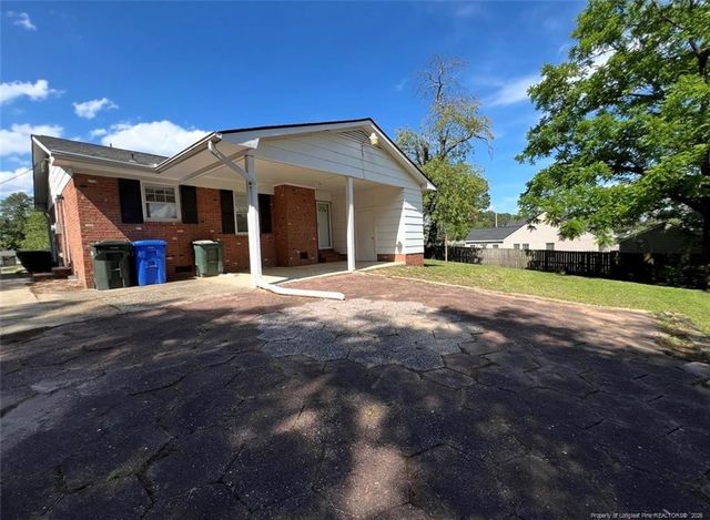 1319 Levy Drive, Fayetteville, NC 28305