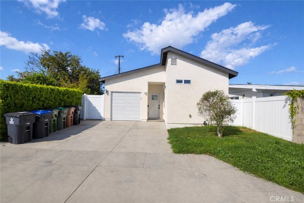 Image 2 of property listing at 13701 Lanning, Garden Grove, CA 92843