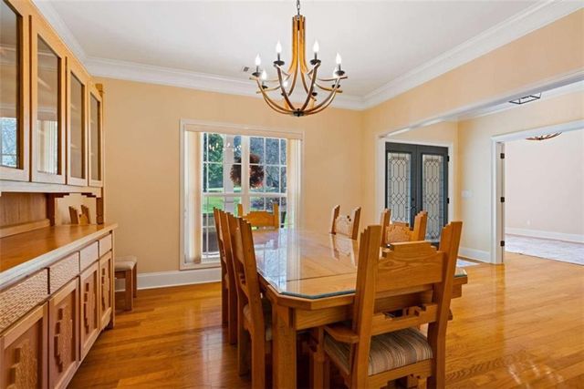 304 Pembroke Court, Mcdonough, GA 30252