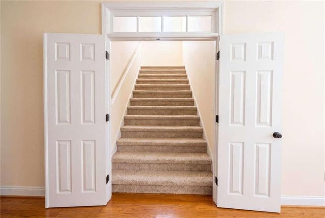 304 Pembroke Court, Mcdonough, GA 30252