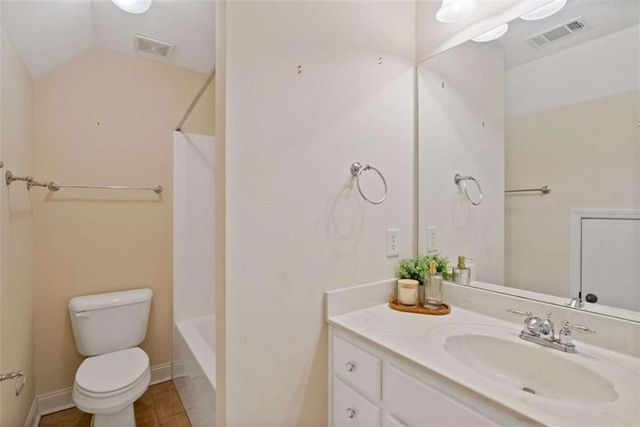 304 Pembroke Court, Mcdonough, GA 30252