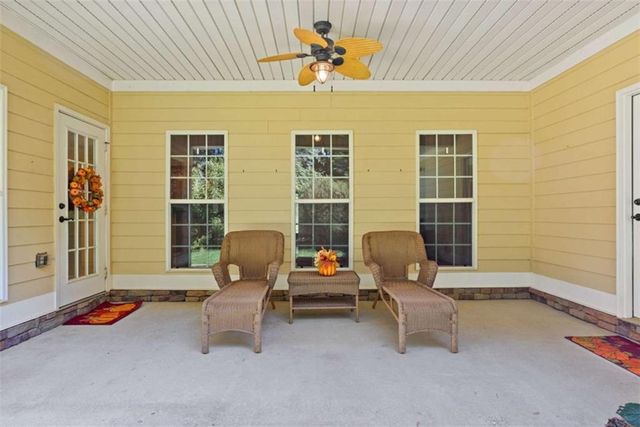 304 Pembroke Court, Mcdonough, GA 30252