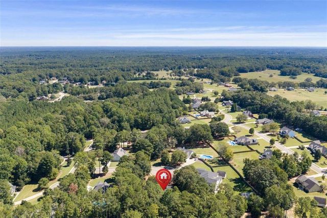304 Pembroke Court, Mcdonough, GA 30252