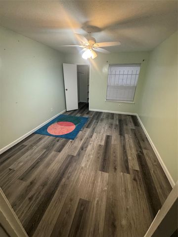6500 E Sands Point Drive 707, Houston, TX 77074