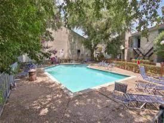 6500 E Sands Point Drive 707, Houston, TX 77074