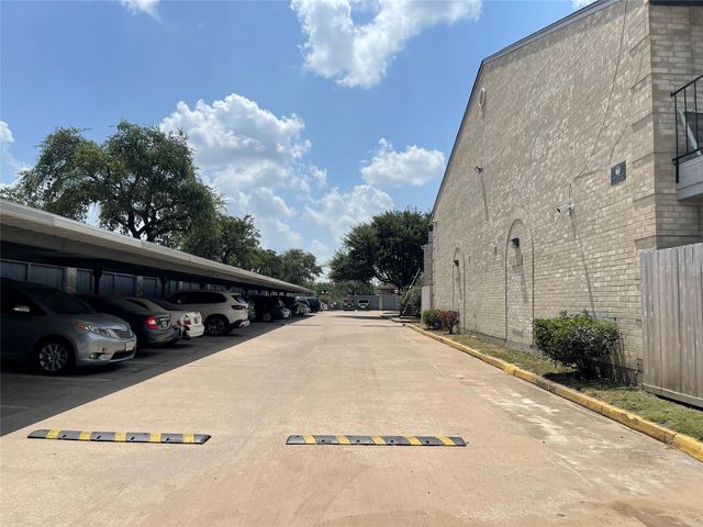 6500 E Sands Point Drive 707, Houston, TX 77074