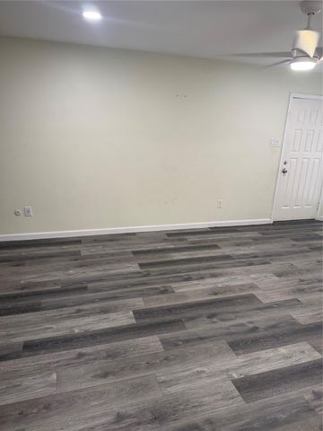 6500 E Sands Point Drive 707, Houston, TX 77074