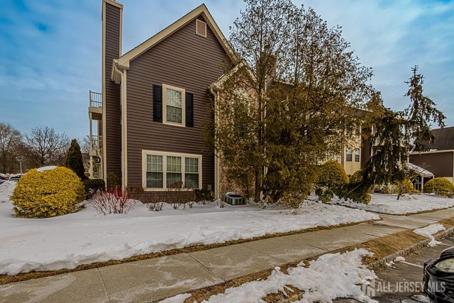 236 Blew Court, East Brunswick, NJ 08816