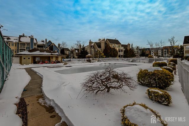 236 Blew Court, East Brunswick, NJ 08816