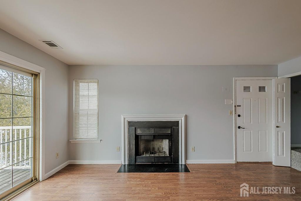 236 Blew Court, East Brunswick, NJ 08816