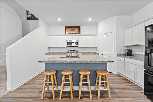 11530 ADAM LEE WAY, Dade City, FL 33525