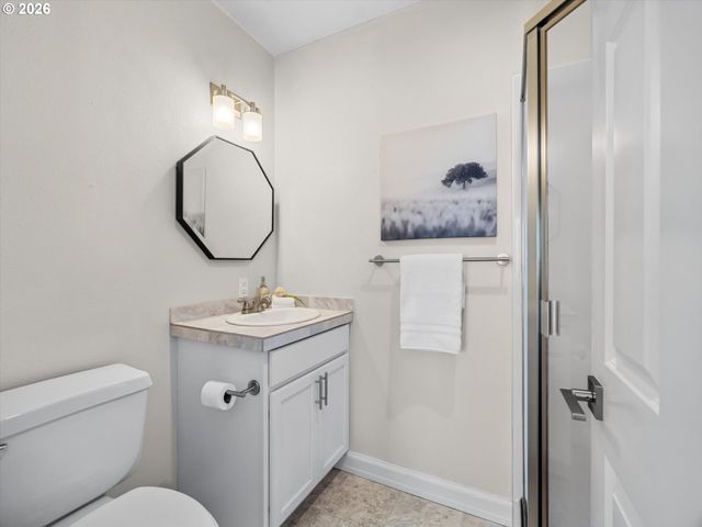 3730 Se 64TH Ave, Portland, OR 97206