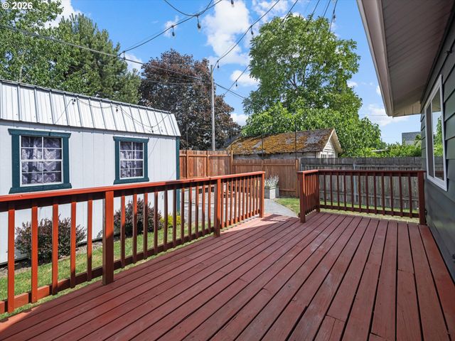 3730 Se 64TH Ave, Portland, OR 97206