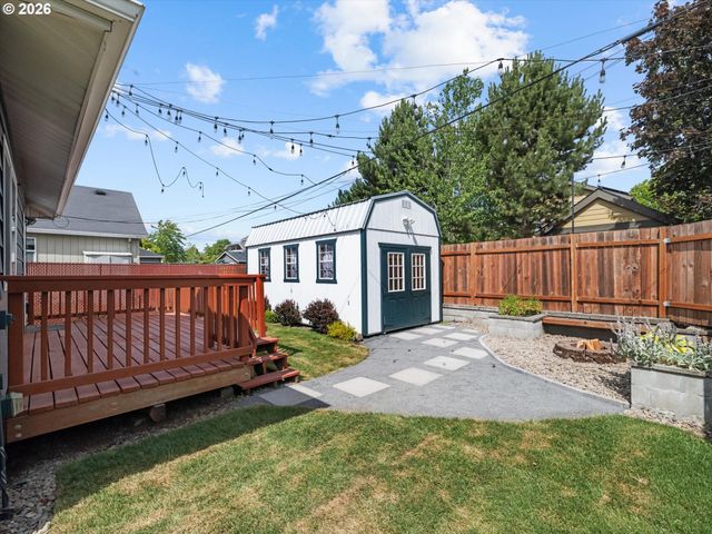 3730 Se 64TH Ave, Portland, OR 97206