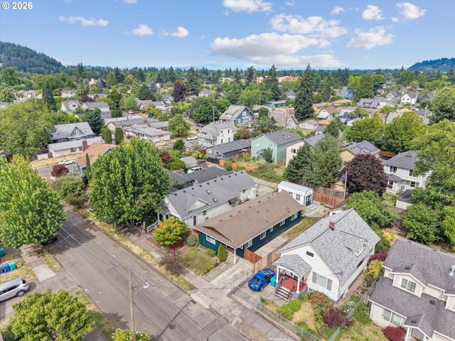 3730 Se 64TH Ave, Portland, OR 97206