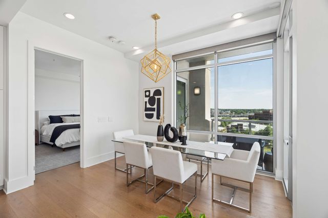 20 Rutledge St Apt 609, Nashville, TN 37210