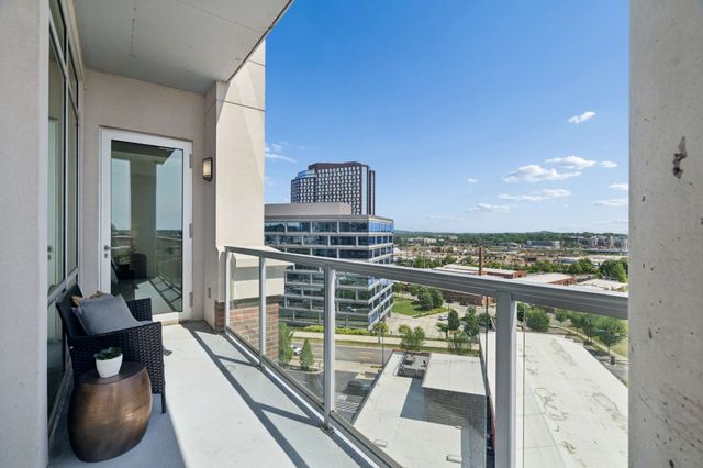 20 Rutledge St Apt 609, Nashville, TN 37210