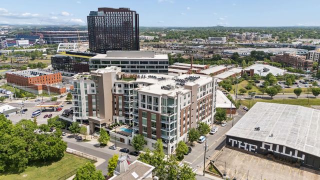 20 Rutledge St Apt 609, Nashville, TN 37210