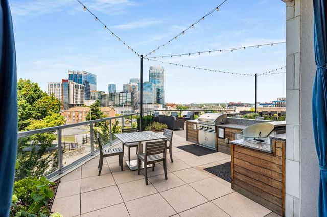 20 Rutledge St Apt 609, Nashville, TN 37210