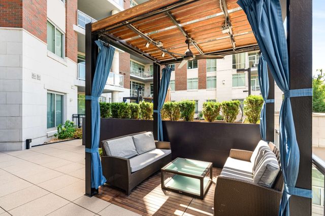 20 Rutledge St Apt 609, Nashville, TN 37210