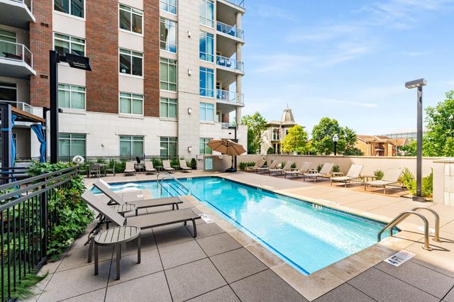 20 Rutledge St Apt 609, Nashville, TN 37210