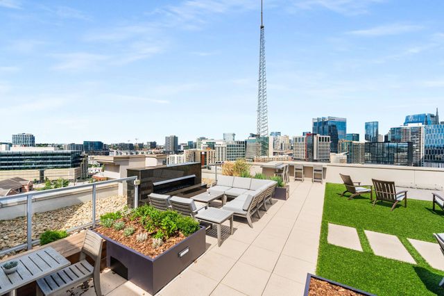 20 Rutledge St Apt 609, Nashville, TN 37210