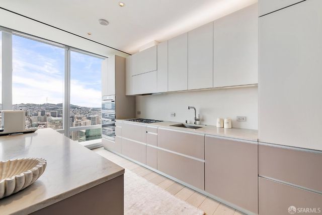 181 Fremont Street 65D, San Francisco, CA 94105