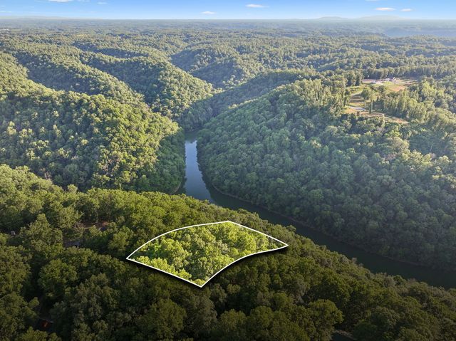 8 Rocky Top, Sparta, TN 38583