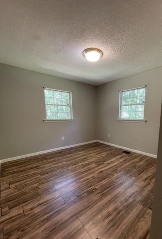 4128 E Jimmy Drive, Rocky Face, GA 30740
