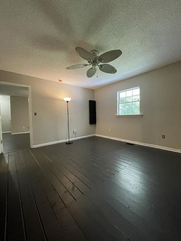 4128 E Jimmy Drive, Rocky Face, GA 30740